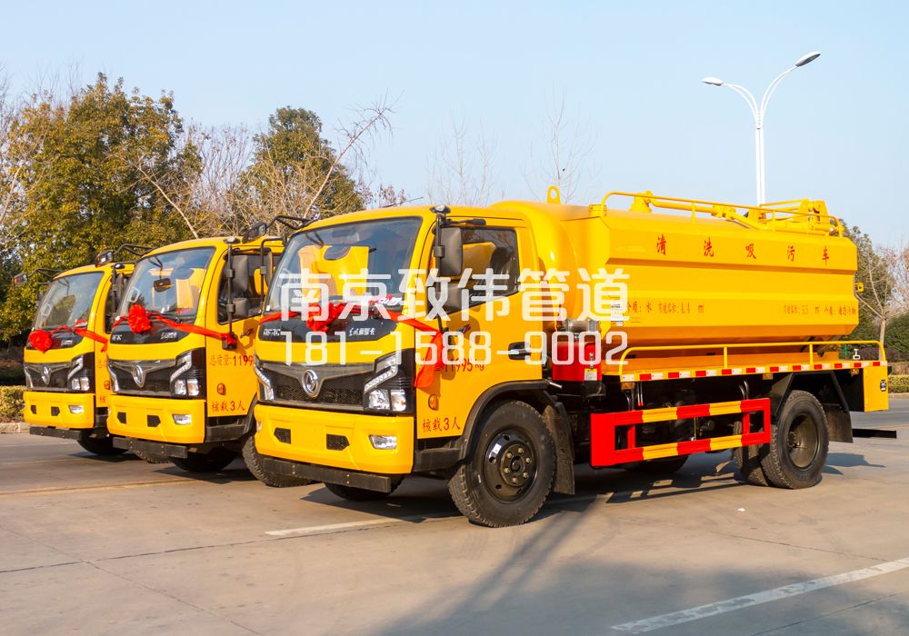 369仙鹤门多利卡吸污车